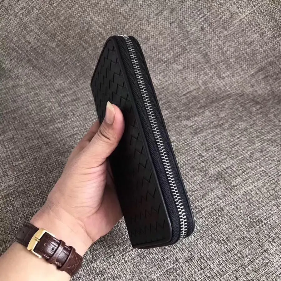 Batch 920 🎉🎉🎉BV fetal cowhide woven wallet✅✅🔥🔥 BOTTEA VENETA Style number: 1008# Material: Purely hand-woven imported fetal cowhide Specifications: Picture size BVBVBV
